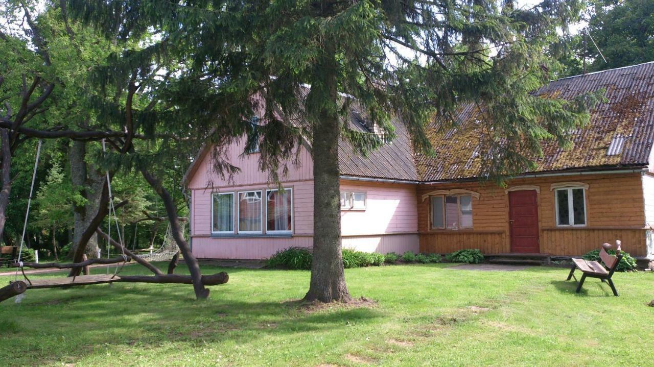 Lauku Viesu Maja Bajari Guest House Rucava Exterior photo