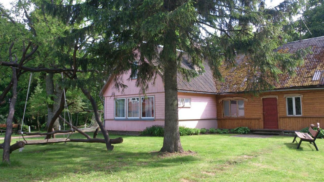 Lauku Viesu Maja Bajari Guest House Rucava Exterior photo